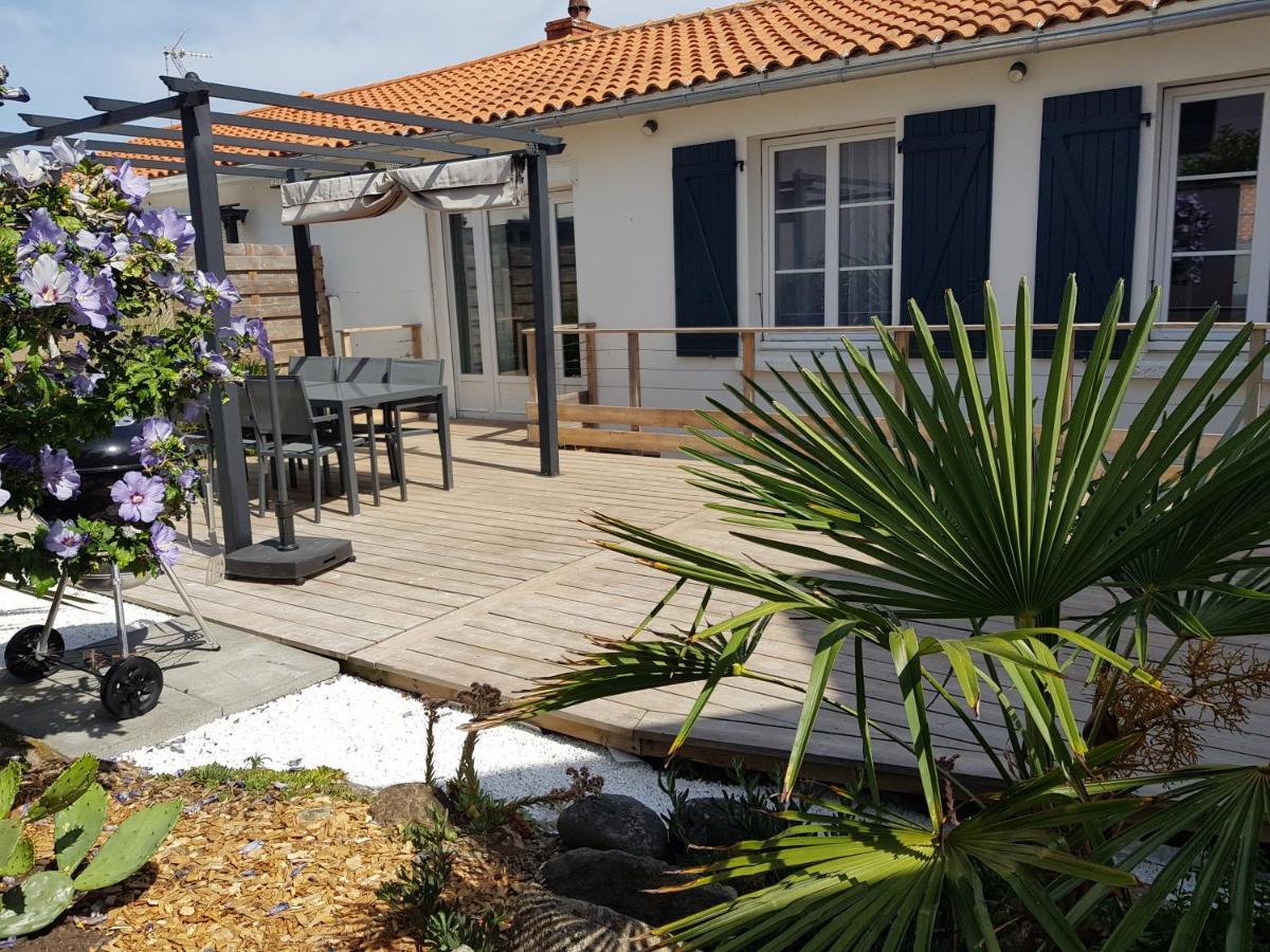 Charmante Maison De Vacances Villa Saint-Gilles-Croix-de-Vie Exterior foto