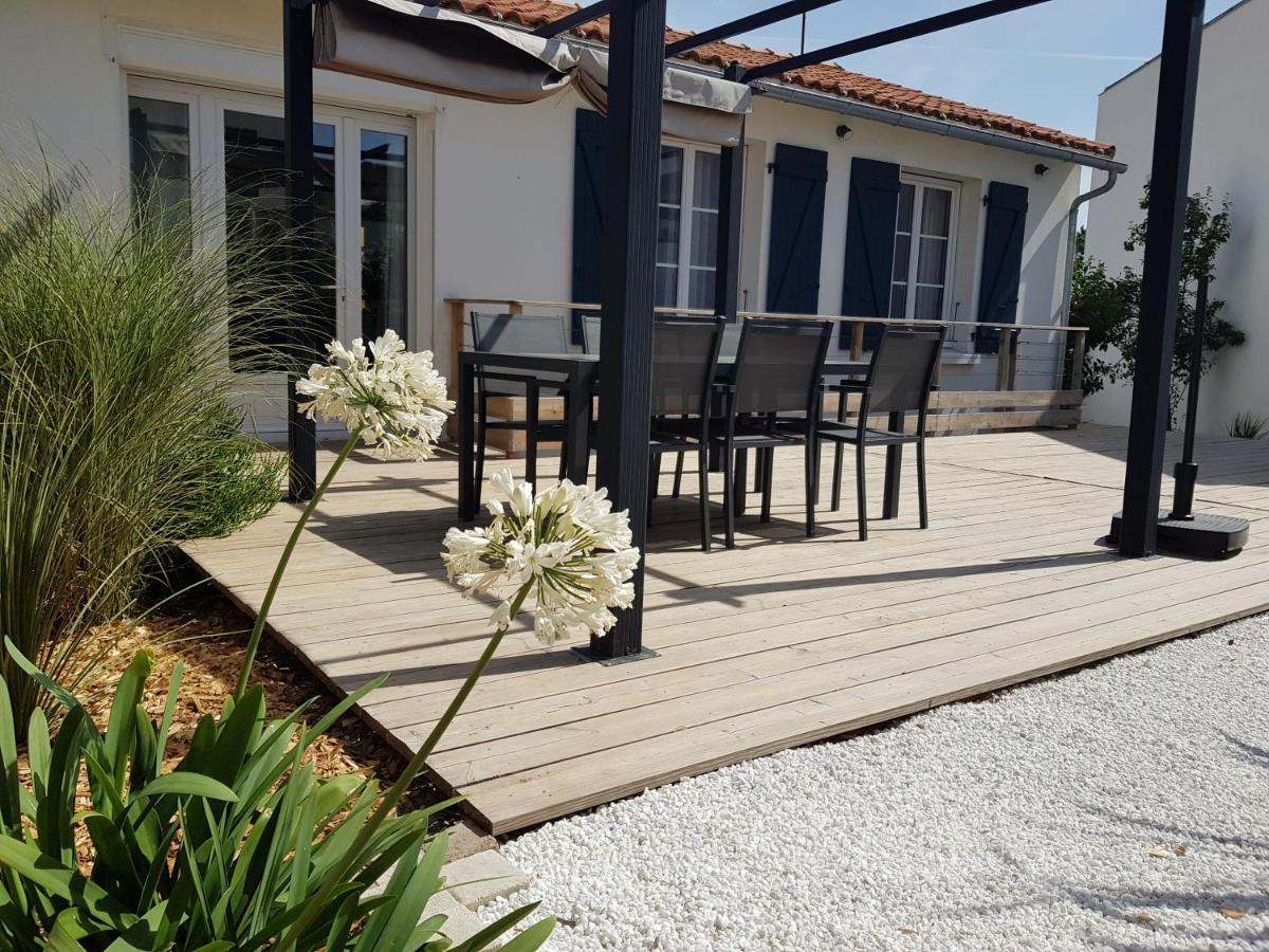 Charmante Maison De Vacances Villa Saint-Gilles-Croix-de-Vie Exterior foto